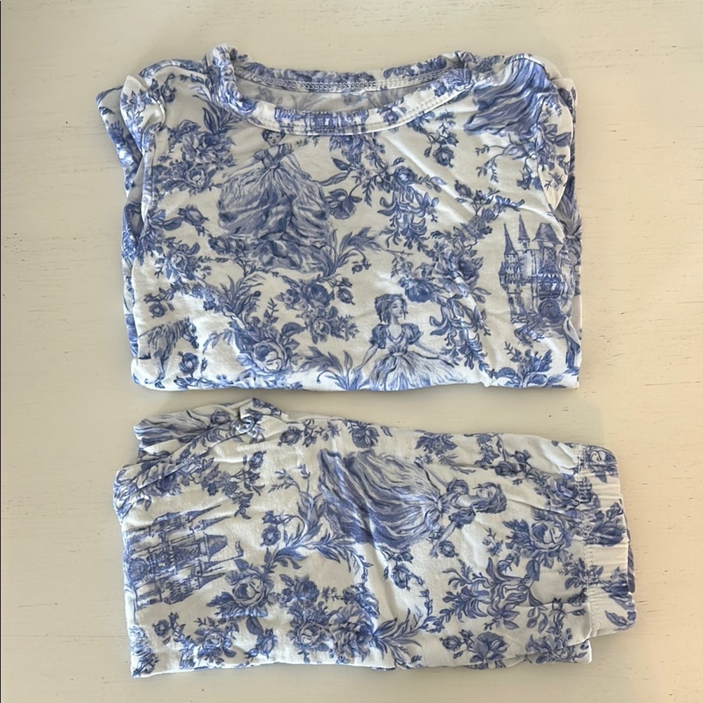 Posh Peanut Toddler Girl Blue and White Floral Pajama Set